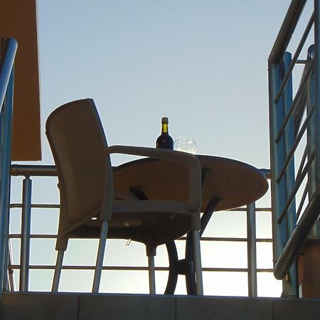 Comfy Beachfront Litinas Casa With Seaview خانيا المظهر الخارجي الصورة