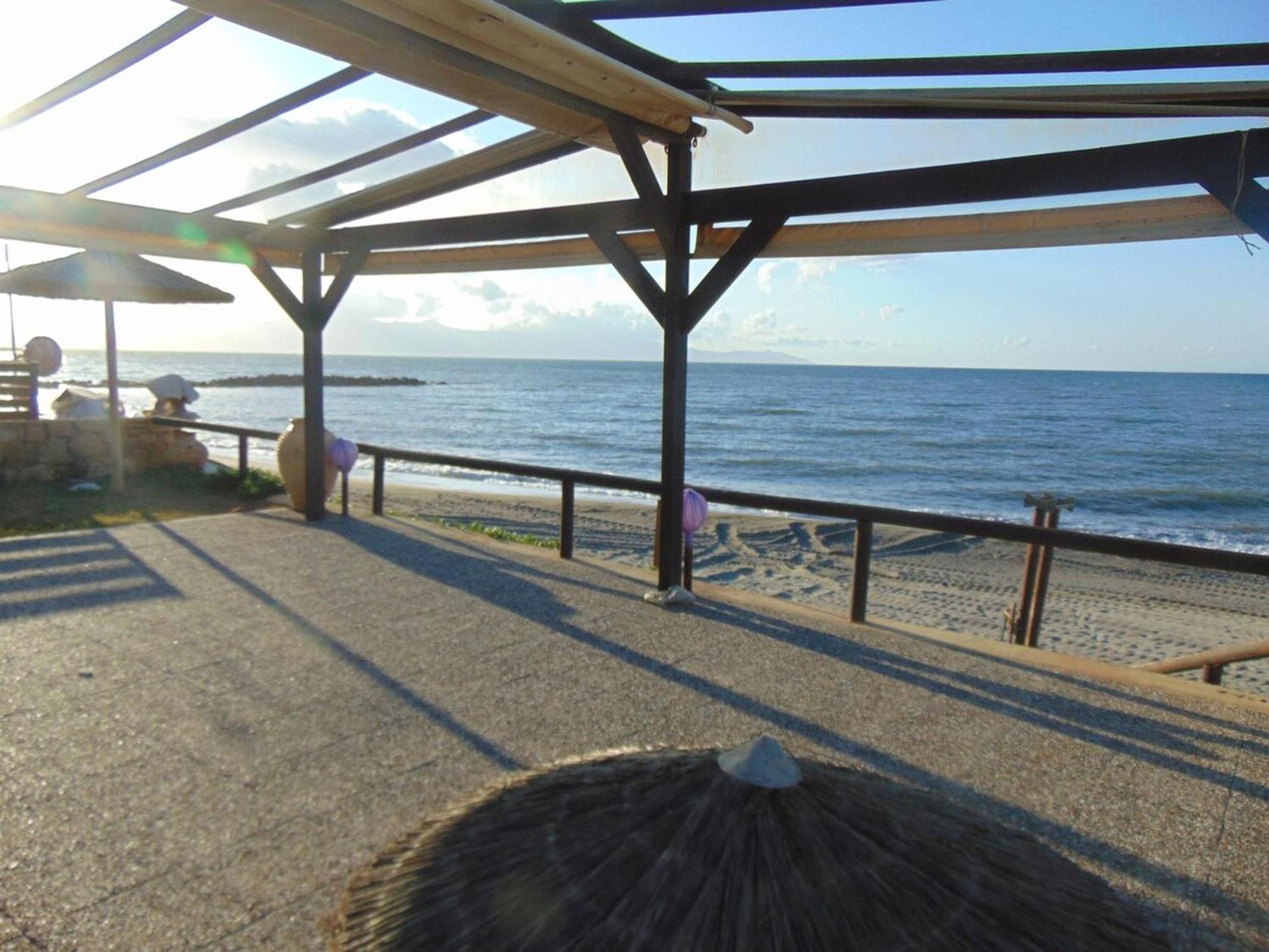 Comfy Beachfront Litinas Casa With Seaview خانيا المظهر الخارجي الصورة